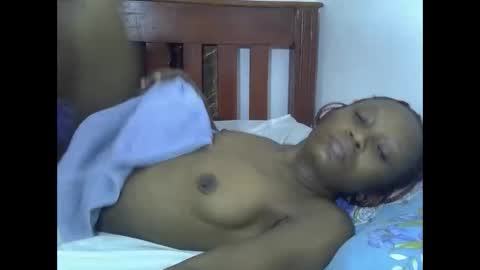 Snapshot of sexypetite4 chatting on 03-21-26, 08:19 SHARON online show from 03-21-26, 08:19