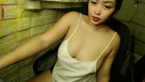 Snapshot of sexypinaymiya chatting on 04-20-26, 08:06 Miyah online show from 04-20-26, 08:06