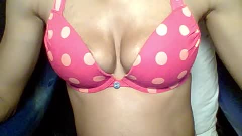 Snapshot of sexypussy000 chatting on 02-18-26, 04:41 sexypussy000 online show from 02-18-26, 04:41