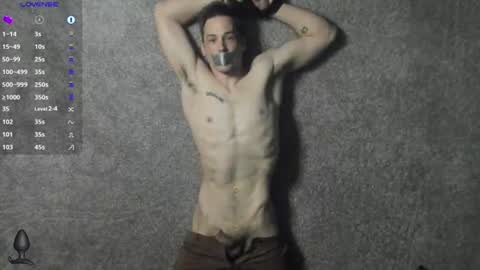 Snapshot of sexyscott26 chatting on 06-14-26, 01:03 Scott online show from 06-14-26, 01:03