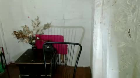 Snapshot of sexyseductionxx chatting on 04-04-26, 02:21 carl online show from 04-04-26, 02:21