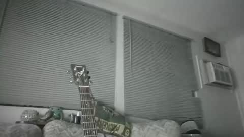 Horney ole man online show from 11-19-25, 02:22