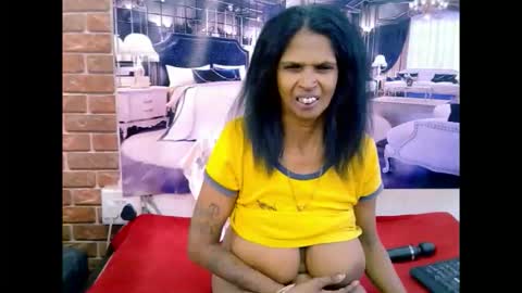 sexyva4u2luv online show from 05-18-26, 06:25