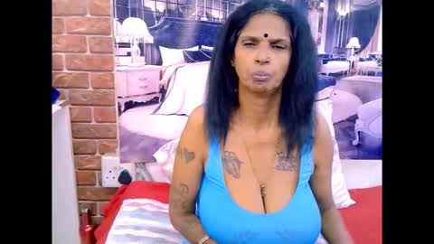 Snapshot of sexyva4u2luv chatting on 06-03-26, 06:46 sexyva4u2luv online show from 06-03-26, 06:46