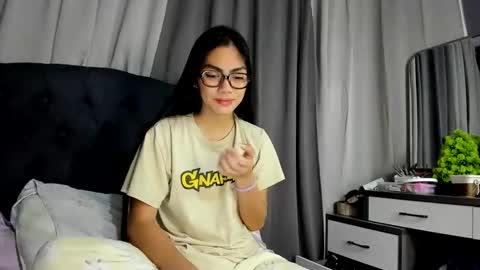 Xenaaa online show from 03-29-26, 12:16