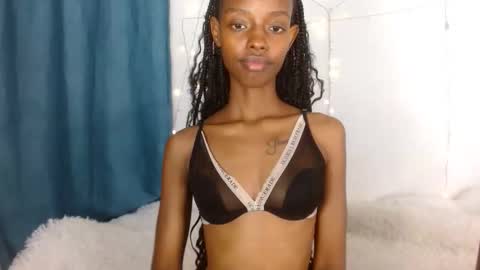 sexyzuriel online show from 06-03-26, 06:24
