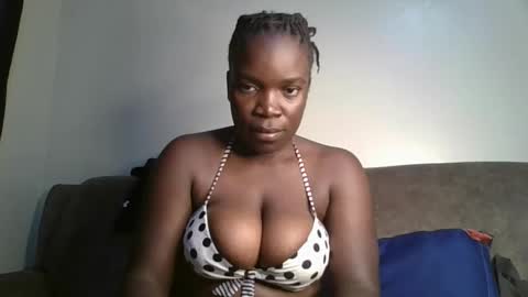 Snapshot of shadowsweet34 chatting on 03-02-26, 05:08 val online show from 03-02-26, 05:08