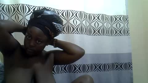 Snapshot of shain222 chatting on 07-05-26, 06:42 Shein online show from 07-05-26, 06:42
