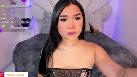 Snapshot of shairytovar chatting on 06-15-26, 06:26 shairytovar online show from 06-15-26, 06:26