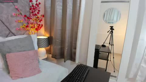 Snapshot of shaliny_ chatting on 04-14-26, 07:31 Shanily online show from 04-14-26, 07:31