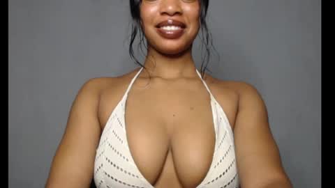 Snapshot of shallie_x chatting on 06-09-26, 06:58 ESTHER online show from 06-09-26, 06:58