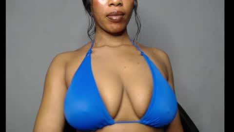 Snapshot of shallie_x chatting on 06-28-26, 10:27 ESTHER online show from 06-28-26, 10:27