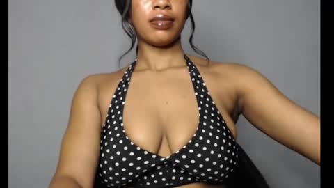 Snapshot of shallie_x chatting on 07-06-26, 02:47 ESTHER online show from 07-06-26, 02:47