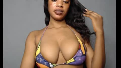 Snapshot of shallie_x chatting on 07-09-26, 07:34 ESTHER online show from 07-09-26, 07:34
