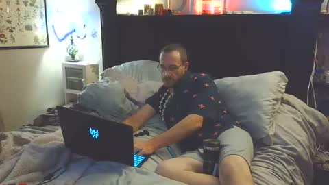 Shane  Shiloh online show from 05-10-26, 07:46