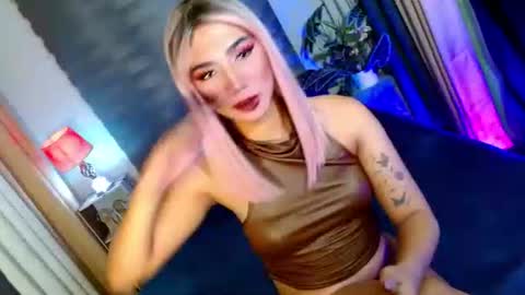 MISS SHANE online show from 09-11-25, 06:19