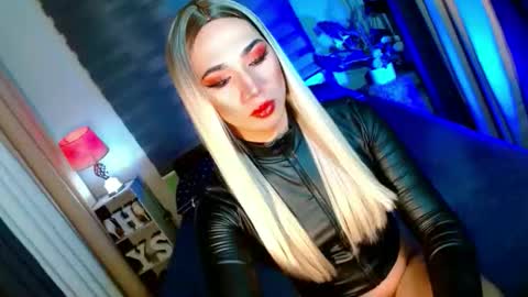 MISS SHANE online show from 10-06-25, 06:38