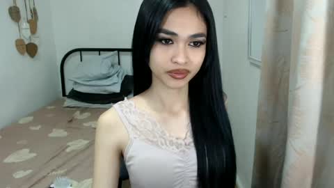 Snapshot of shanegreents chatting on 07-10-26, 04:39 bini aiah online show from 07-10-26, 04:39