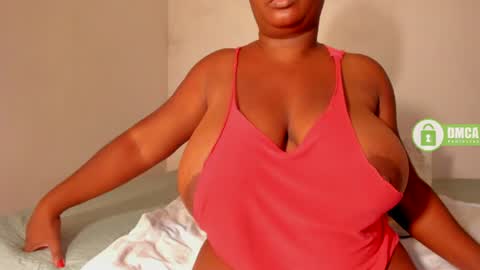 Snapshot of shaniblack chatting on 07-02-26, 07:53 Danna online show from 07-02-26, 07:53
