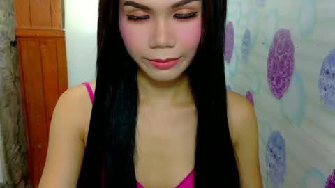 shanica_lee972385 online show from 05-24-26, 02:27