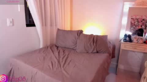 Shannol online show from 03-20-26, 01:21