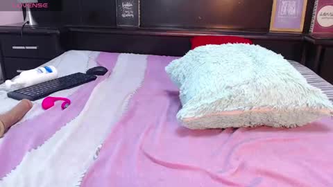 shannysweett online show from 05-07-26, 07:14