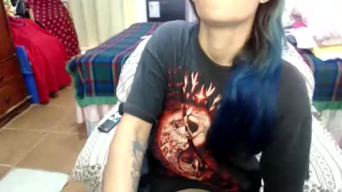 shanyflores5 online show from 04-01-26, 02:14