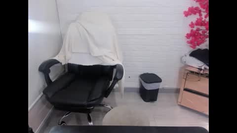 Shara Oz online show from 04-10-26, 03:12