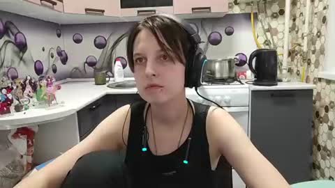 Sara online show from 06-20-26, 05:49