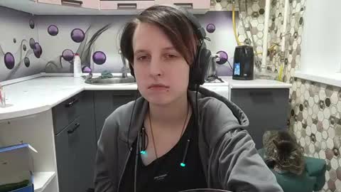 Sara online show from 06-25-26, 05:50