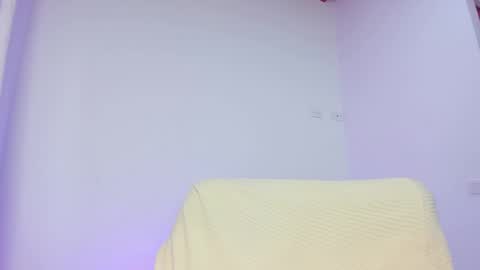 Hi fiends ---- I usually start online from Monday to Friday from 1000 am Saturdays and Sundays at 600 am Colombia time online show from 03-11-25, 06:30