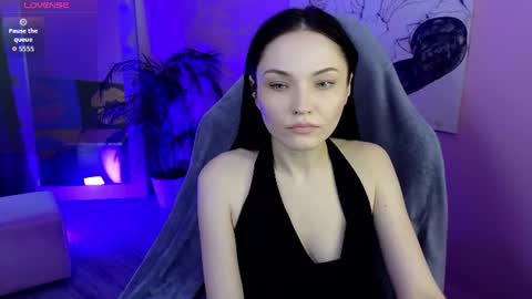 Snapshot of sharpsilence chatting on 07-07-26, 07:23 Mistress Silence online show from 07-07-26, 07:23