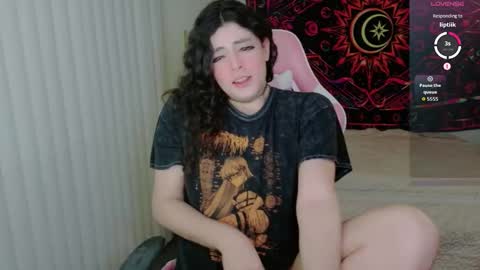 Shayminx online show from 12-22-25, 11:24