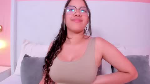 Snapshot of shayra_alina chatting on 06-25-26, 05:28 shayra_alina online show from 06-25-26, 05:28