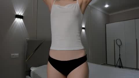 Anny online show from 07-13-26, 04:48