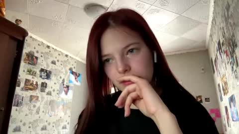 Emma online show from 03-24-26, 05:23