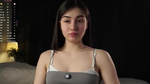 Tessa online show from 03-06-26, 01:57