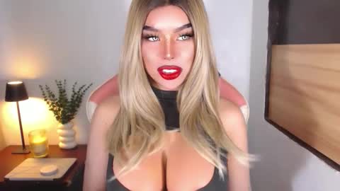 sheenafrost online show from 04-04-26, 06:49