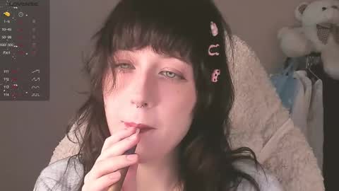 Chiara online show from 11-27-25, 11:23