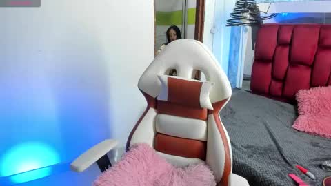 sheilly_brown online show from 10-17-25, 07:27