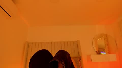 shelynna_azzul online show from 03-21-26, 07:50