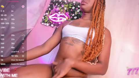 Snapshot of shenielxxx chatting on 06-25-26, 03:27 shenielxxx online show from 06-25-26, 03:27