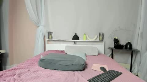 Max online show from 01-13-26, 07:24