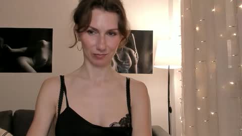 shesleepsnaked online show from 02-01-26, 04:49