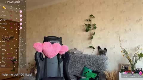 Vanessa online show from 04-12-26, 06:40