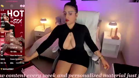 Snapshot of sheyla_hills_ chatting on 07-11-26, 04:26 Sheyla online show from 07-11-26, 04:26
