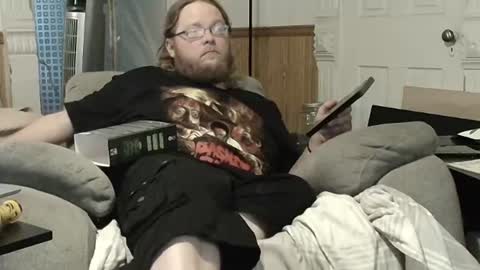 Snapshot of shifty885 chatting on 07-12-26, 11:51 shifty885 online show from 07-12-26, 11:51