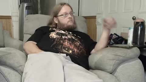 Snapshot of shifty885 chatting on 08-02-26, 01:26 shifty885 online show from 08-02-26, 01:26