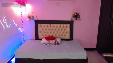 Snapshot of shiny_ela_ chatting on 03-07-26, 01:41 Ela 3 online show from 03-07-26, 01:41