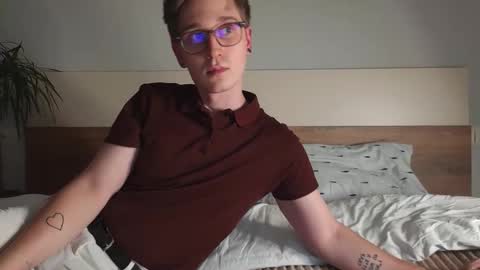 Matthew online show from 11-16-25, 06:35